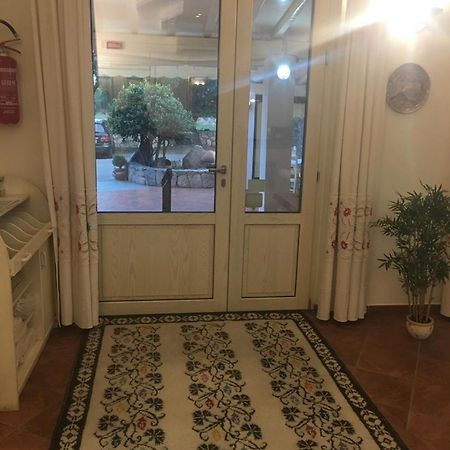 Hotel La Palma San Teodoro  Bagian luar foto